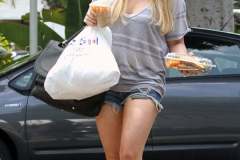 Hilary Duff 3