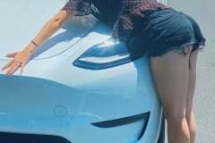 Jordyn Jones World's Best Car Saleswoman