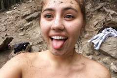 Lia Marie Johnson (REACT)