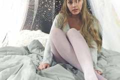 Lia Marie Johnson (REACT)